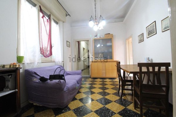 appartamento in vendita a Modena in zona Centro Storico