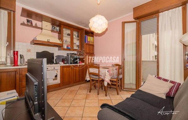 appartamento in vendita a Modena in zona Madonnina / Quattro Ville