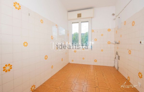 appartamento in vendita a Modena in zona Crocetta