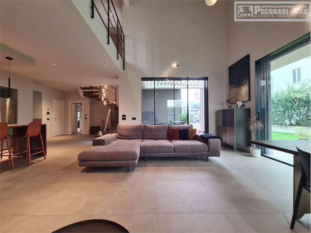 casa indipendente in vendita a Modena in zona Sant'Agnese