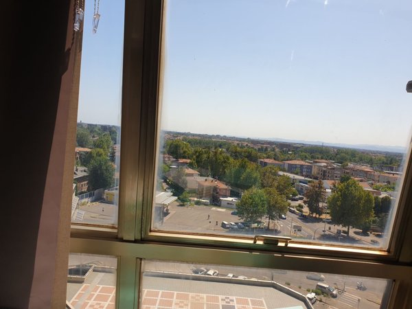 ufficio in vendita a Modena in zona San Faustino