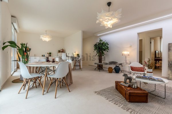 casa indipendente in vendita a Modena in zona Sant'Agnese