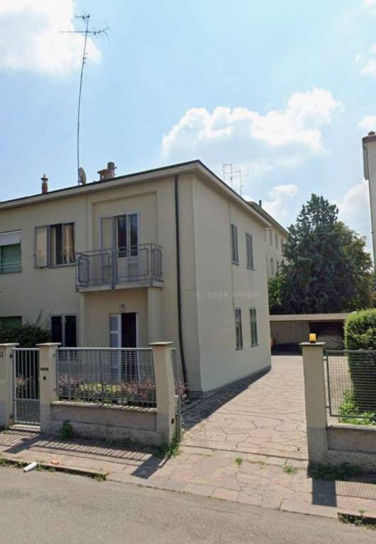 casa indipendente in vendita a Modena in zona Buon Pastore