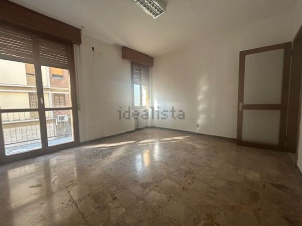 ufficio in vendita a Modena in zona San Cataldo
