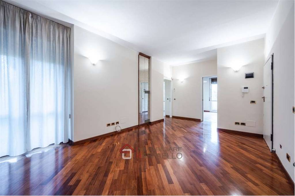 appartamento in vendita a Modena in zona Amendola