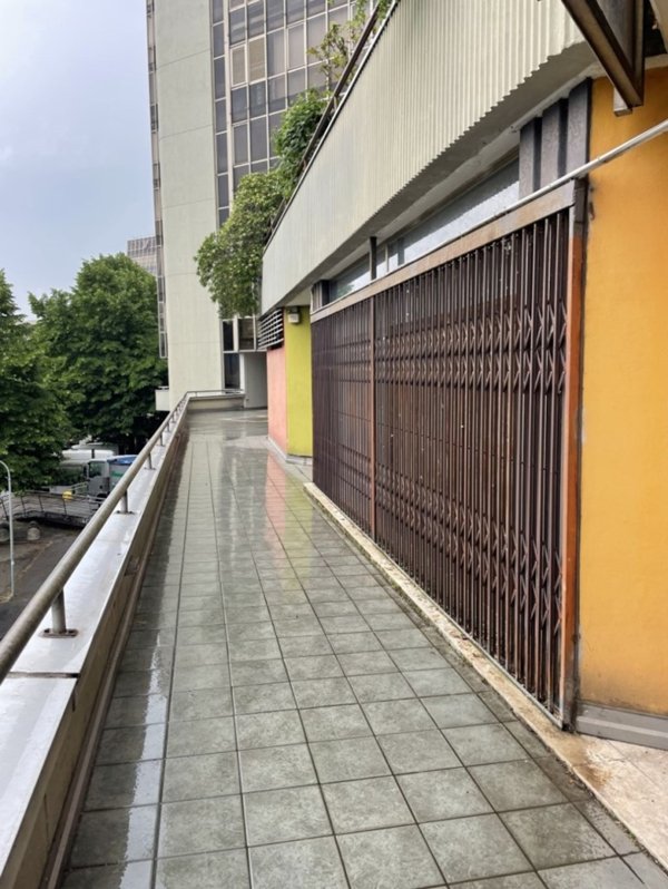 ufficio in vendita a Modena in zona San Faustino