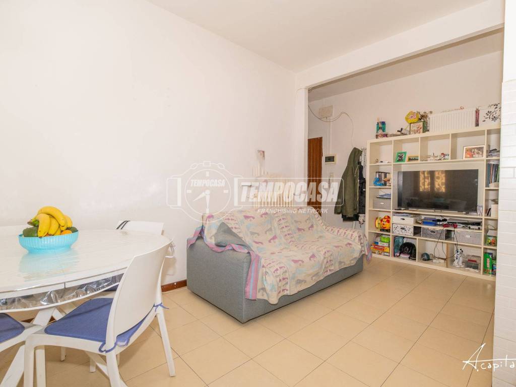 appartamento in vendita a Modena in zona San Lazzaro / Modena Est