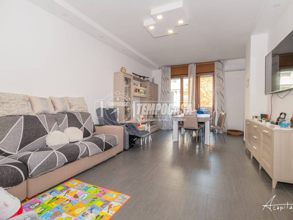 appartamento in vendita a Modena in zona San Lazzaro / Modena Est