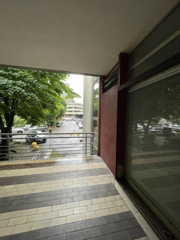 ufficio in vendita a Modena in zona San Faustino