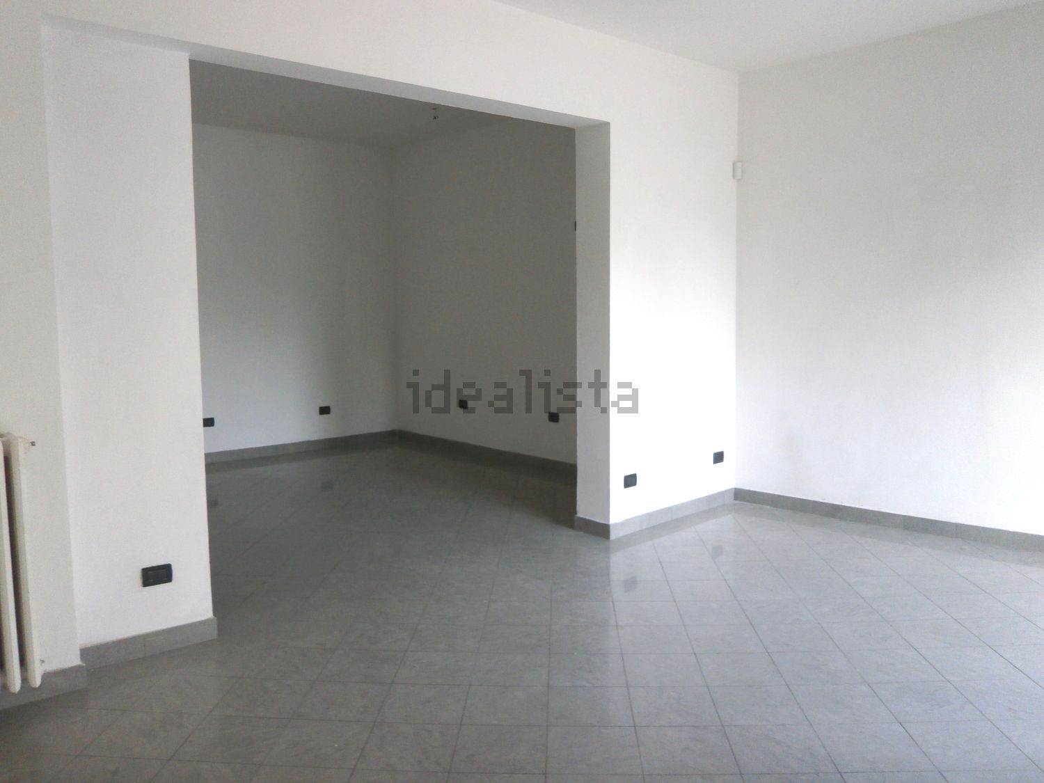 ufficio in vendita a Modena in zona Buon Pastore