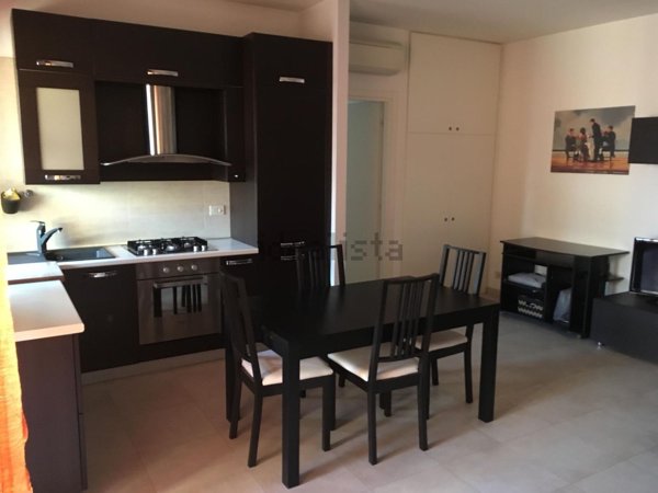 appartamento in vendita a Modena in zona Amendola