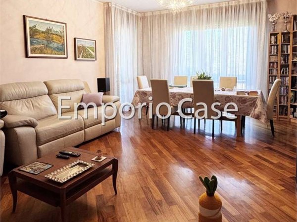 appartamento in vendita a Modena in zona Centro Storico