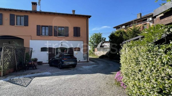 casa indipendente in vendita a Modena in zona Crocetta