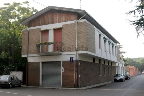 appartamento in vendita a Modena in zona San Faustino