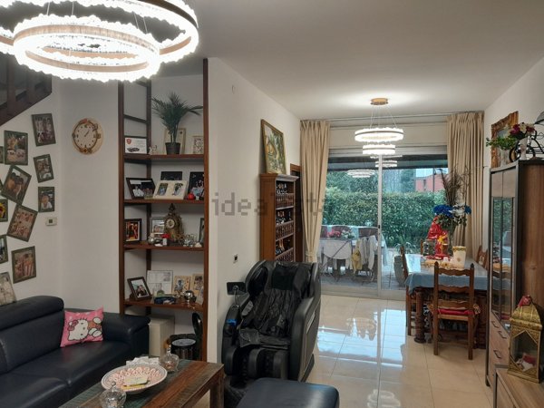 casa indipendente in vendita a Modena in zona Cognento