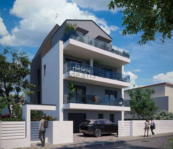 appartamento in vendita a Modena in zona Amendola