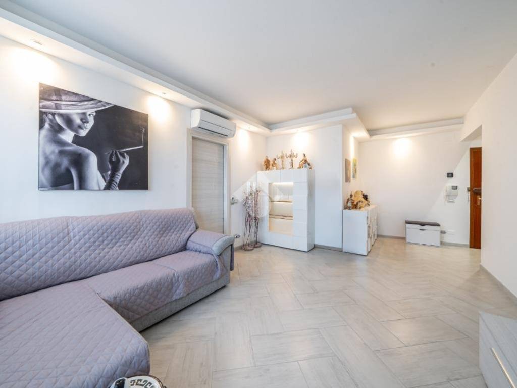 appartamento in vendita a Modena in zona Crocetta