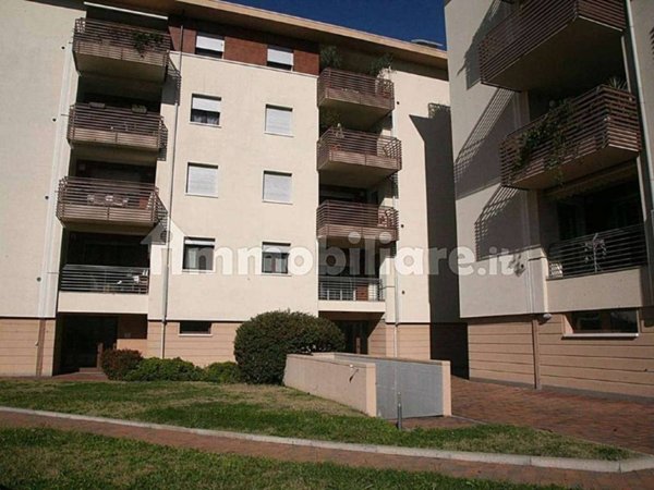 appartamento in vendita a Modena in zona San Lazzaro / Modena Est