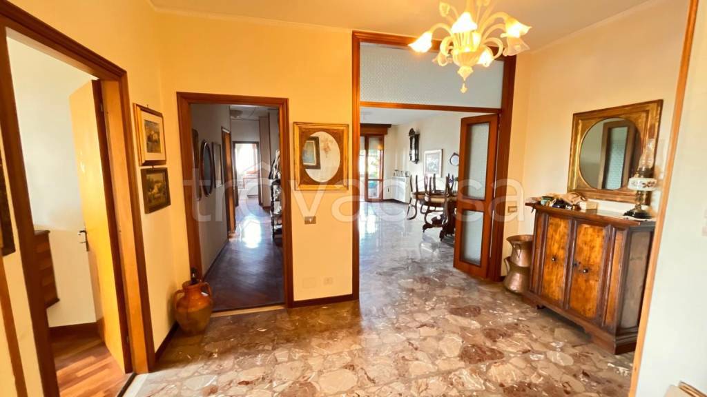 appartamento in vendita a Modena