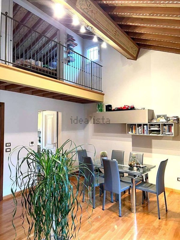 appartamento in vendita a Modena in zona Centro Storico