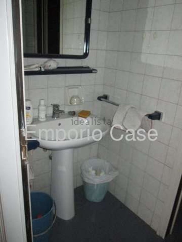 ufficio in vendita a Modena in zona San Faustino