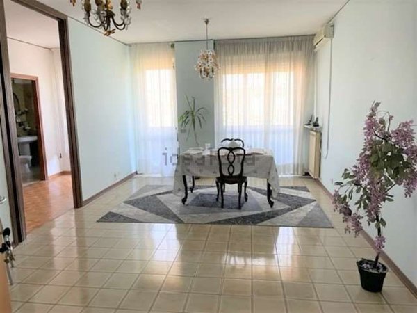 appartamento in vendita a Modena in zona San Faustino