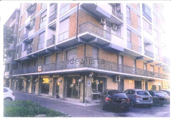 ufficio in vendita a Modena