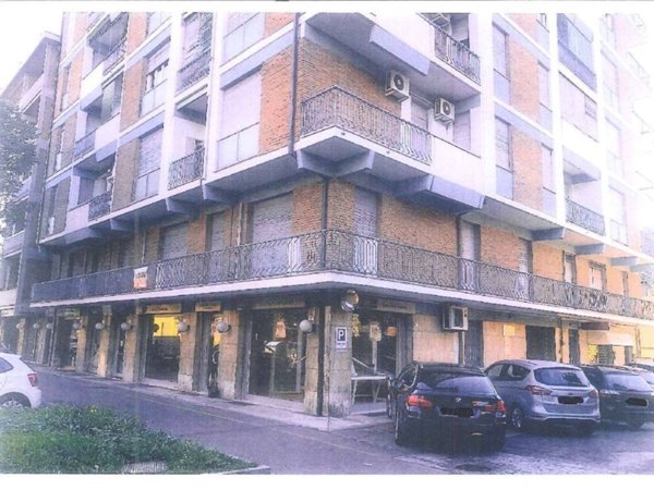 ufficio in vendita a Modena in zona San Lazzaro / Modena Est