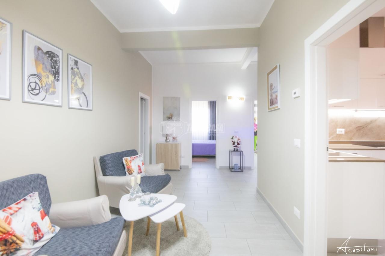 appartamento in vendita a Modena in zona Madonnina / Quattro Ville