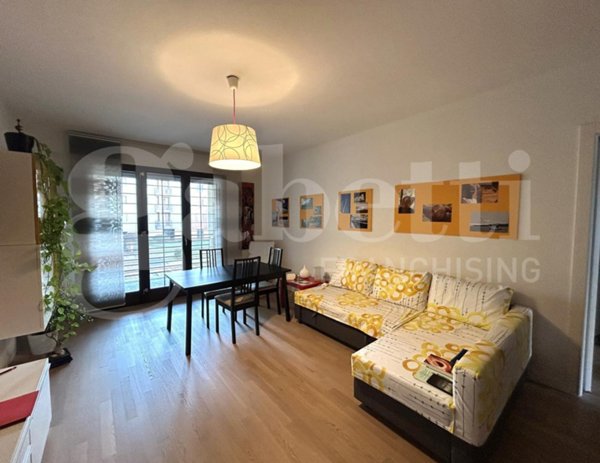 appartamento in vendita a Modena in zona Crocetta