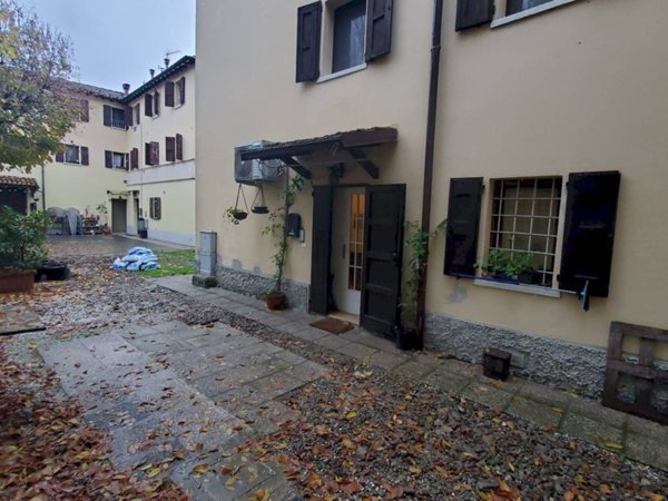 appartamento in vendita a Modena in zona Sant'Agnese