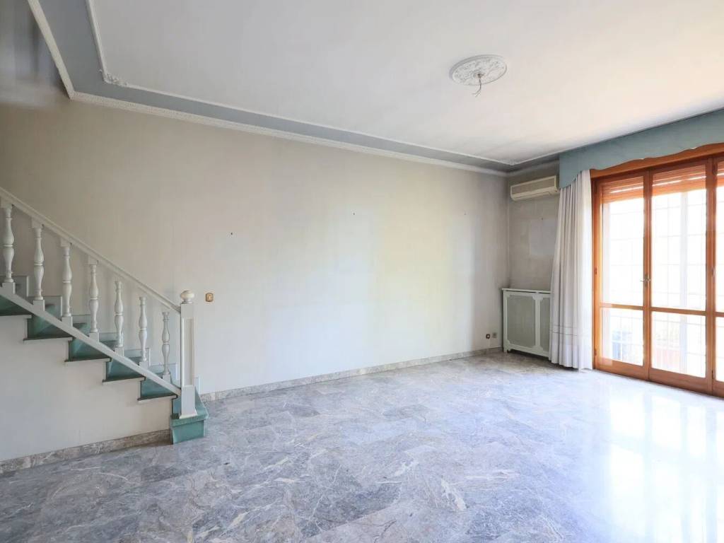 casa indipendente in vendita a Modena in zona Buon Pastore