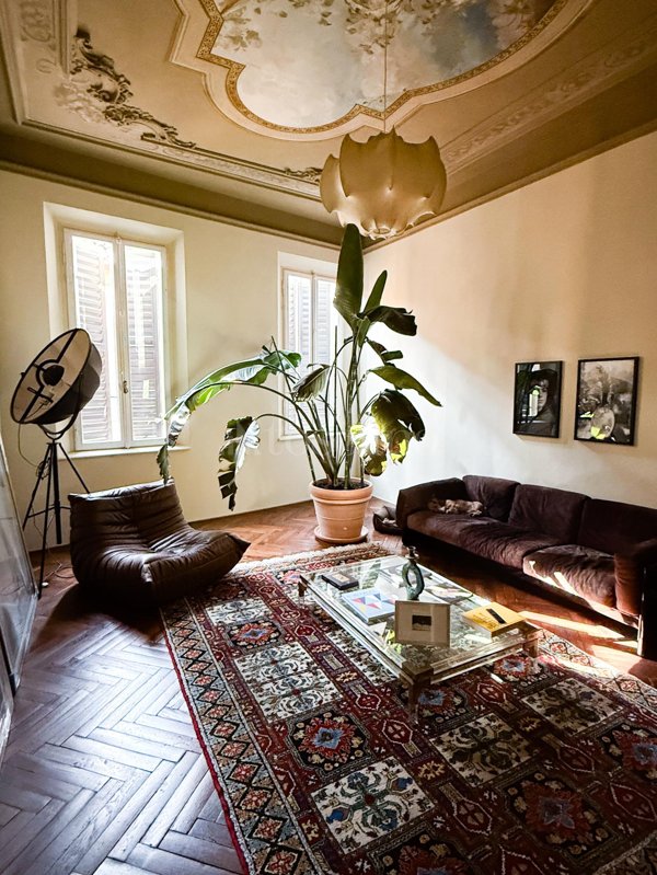 appartamento in vendita a Modena in zona Centro Storico