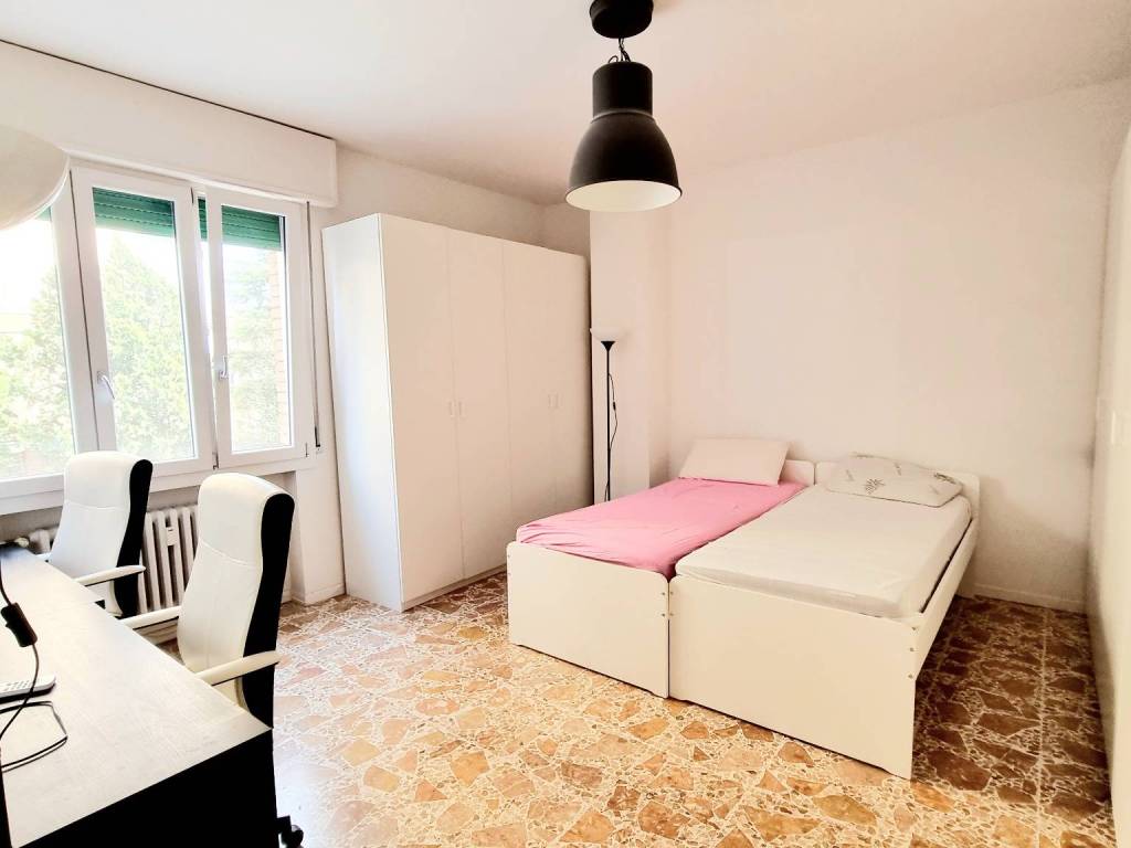 appartamento in vendita a Modena in zona San Lazzaro / Modena Est