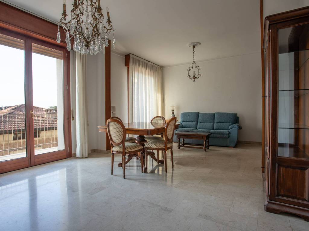 appartamento in vendita a Modena