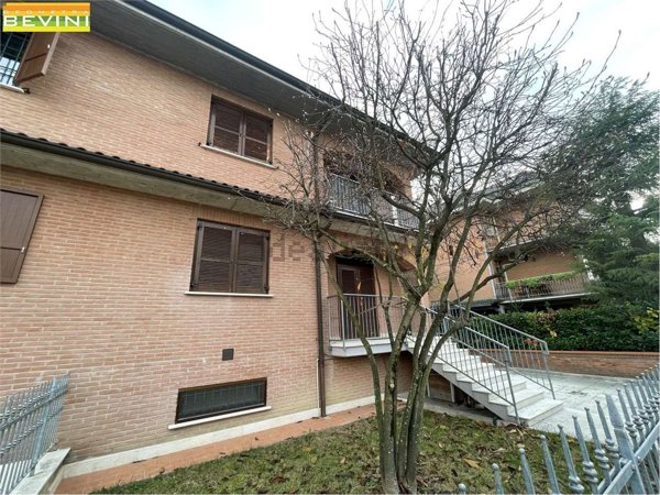 casa indipendente in vendita a Modena