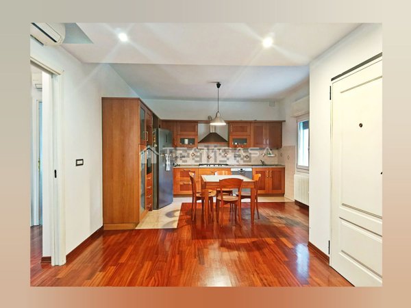 casa indipendente in vendita a Modena in zona Madonnina / Quattro Ville