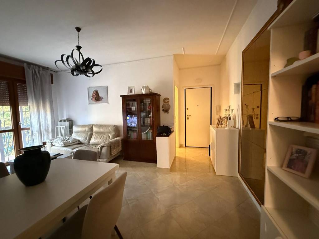 appartamento in vendita a Modena in zona Crocetta