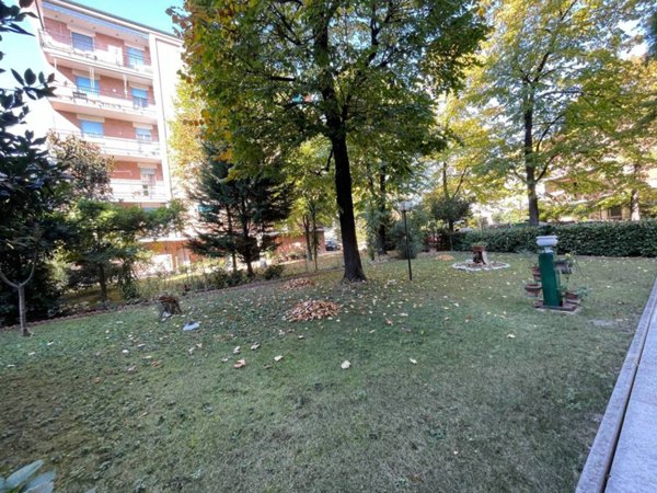 appartamento in vendita a Modena in zona San Lazzaro / Modena Est