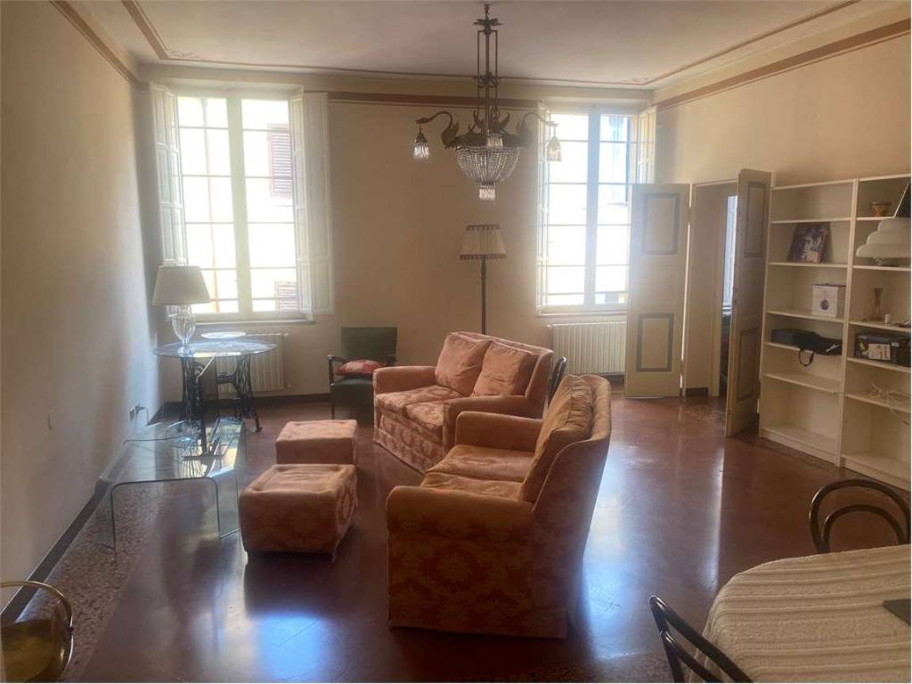 appartamento in vendita a Modena in zona Centro Storico