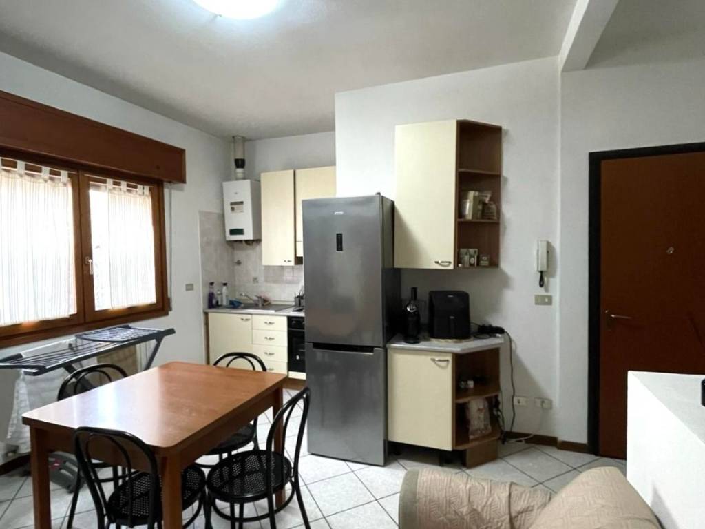 appartamento in vendita a Modena in zona Cittanova