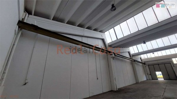 capannone in vendita a Modena in zona San Lazzaro / Modena Est