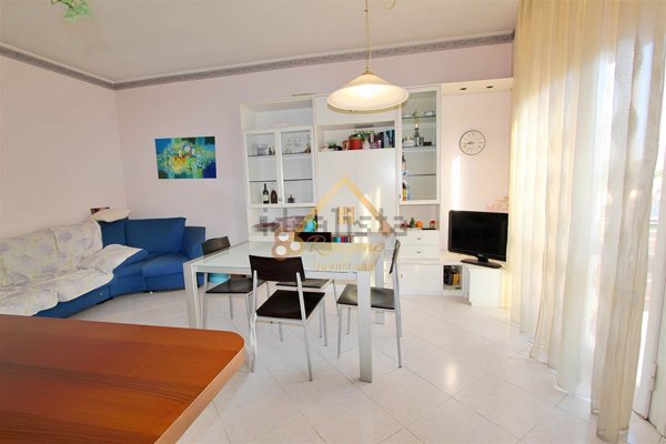 appartamento in vendita a Modena in zona Crocetta