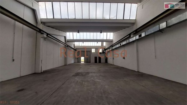 ufficio in vendita a Modena in zona San Lazzaro / Modena Est