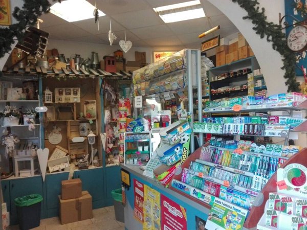 negozio in vendita a Modena in zona San Faustino