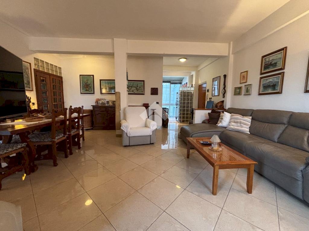 appartamento in vendita a Modena