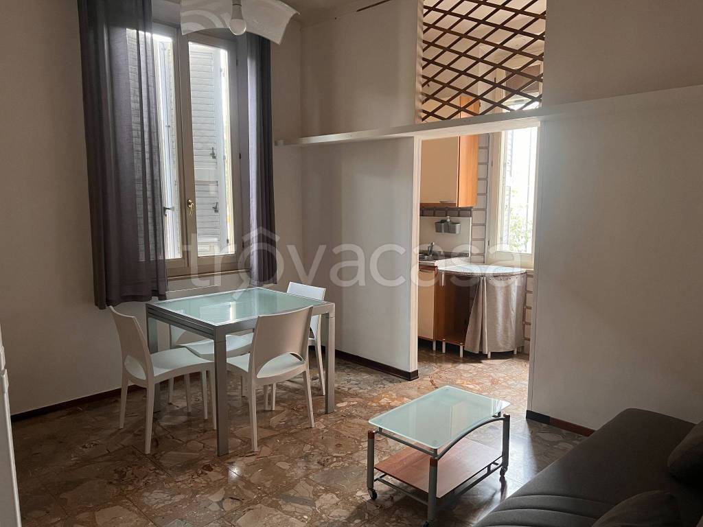 appartamento in vendita a Modena in zona Crocetta