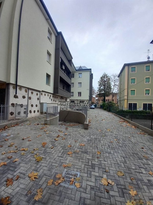 appartamento in vendita a Modena in zona San Faustino