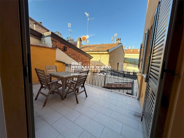 appartamento in vendita a Modena in zona Centro Storico