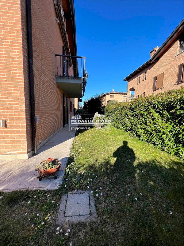 casa indipendente in vendita a Modena in zona Madonnina / Quattro Ville